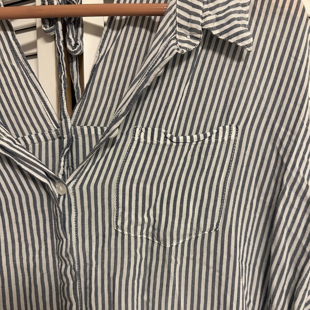 Women’s Velvet Heart Top Blue and White - Picture 2 of 9
